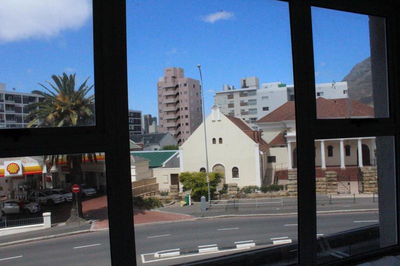 1 Bedroom Property for Sale in Gardens Western Cape